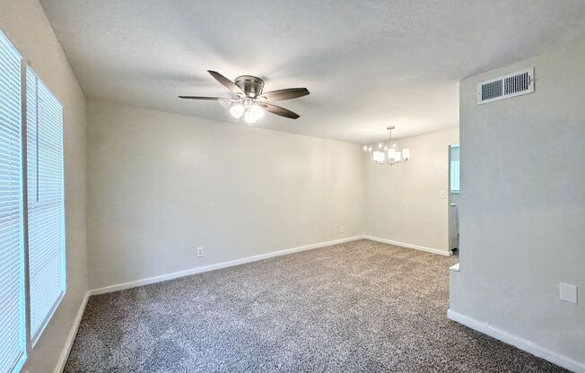2 beds, 1 bath, $875, Unit SC535