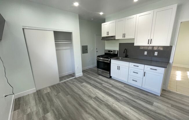 1 bed, 1 bath, 307 sqft, $1,495.83, Unit 32