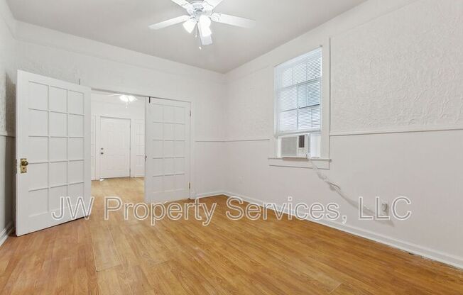 2 beds, 1 bath, $1,050