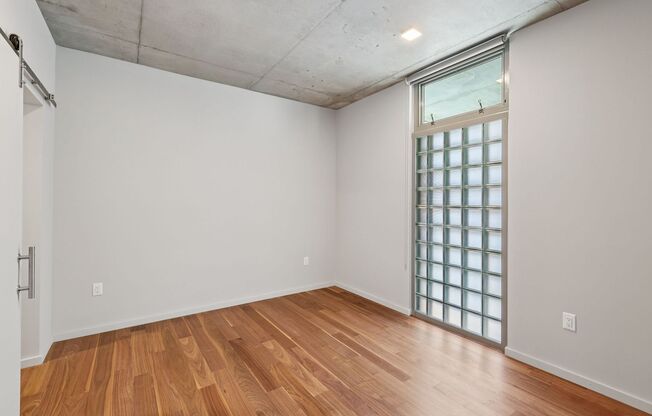 2 beds, 2 baths, 1,175 sqft, $5,995, Unit 806