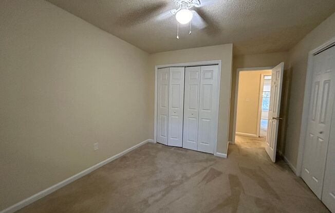 4 beds, 3 baths, $1,800, Unit 1806 Cedar Shoals Dr