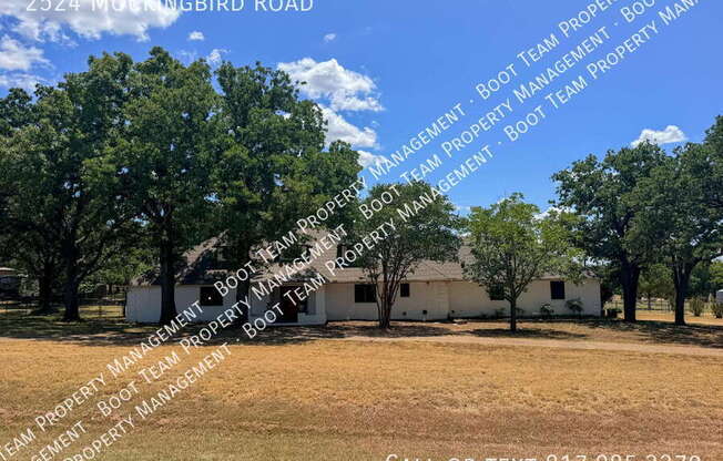2524 MOCKINGBIRD RD