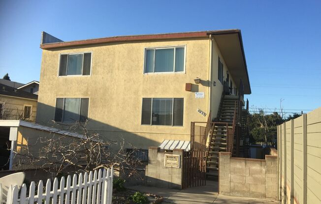 4433 Montalvo St