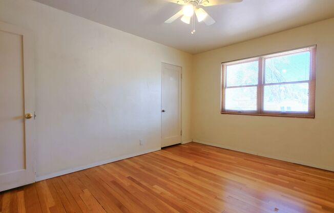 Quaint 3 Bedroom 2 Bathroom Home In The NE!