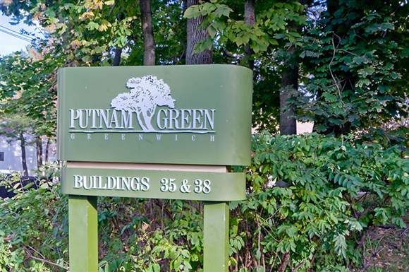 EXPLORE THE BEAUTY OF 
PUTNAM GREEN.