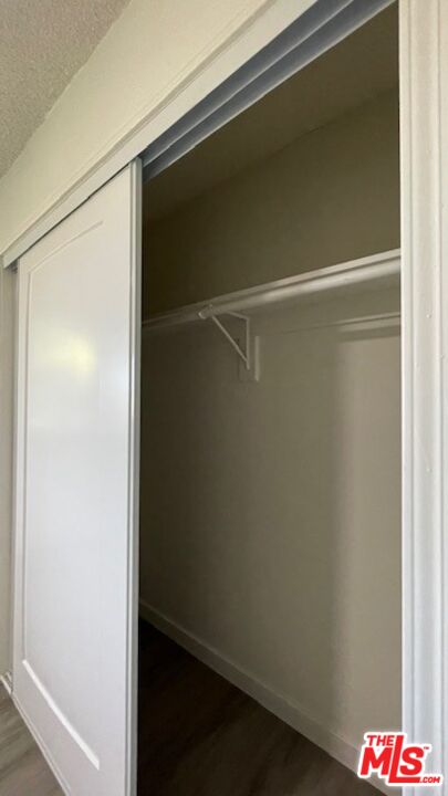 1240 N EVERGREEN AVE