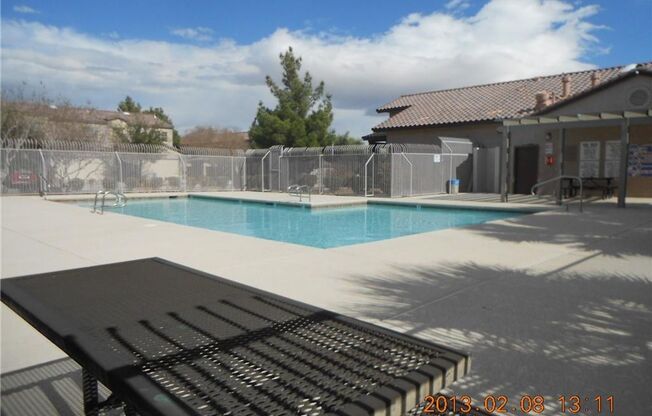 HIGHLY UPGRADED 2-STORY TOWNHOME IN GATED COMMUNITY!