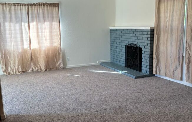 3 beds, 1 bath, $2,749