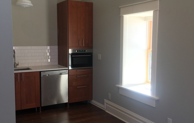 1 bed, 1 bath, 450 sqft, $1,325, Unit 203