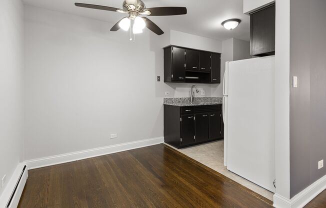 1 bed, 1 bath, 581 sqft, $1,850, Unit 506