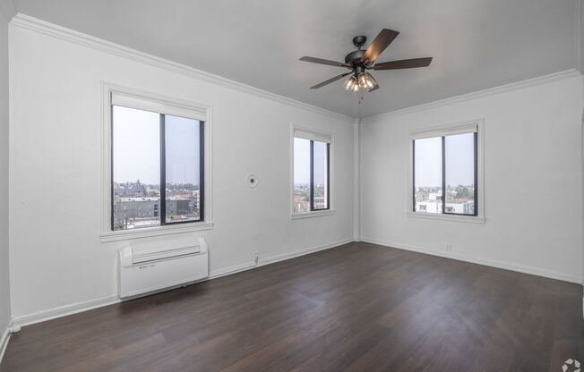 1 bed, 1 bath, 780 sqft, $1,985, Unit Unit 607