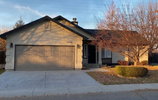 Clean Single-Level Home in Quiet Neighborhood