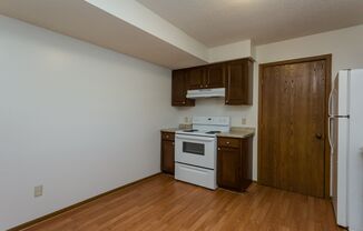 3 beds, 1.5 baths, 1,480 sqft, $1,395, Unit 6032