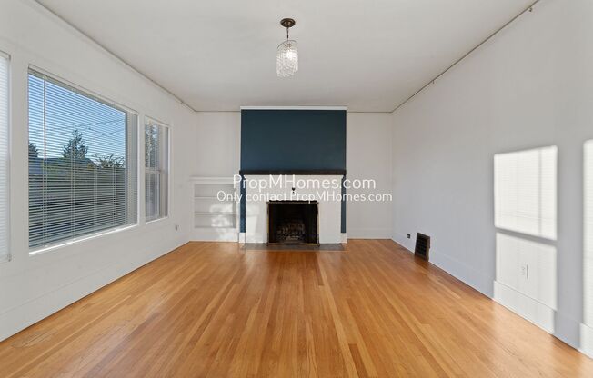 Charming One Bedroom Duplex in SE!