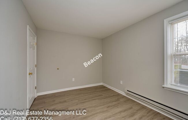 2 beds, 1 bath, 900 sqft, $1,395, Unit 14 Hatteras Ct