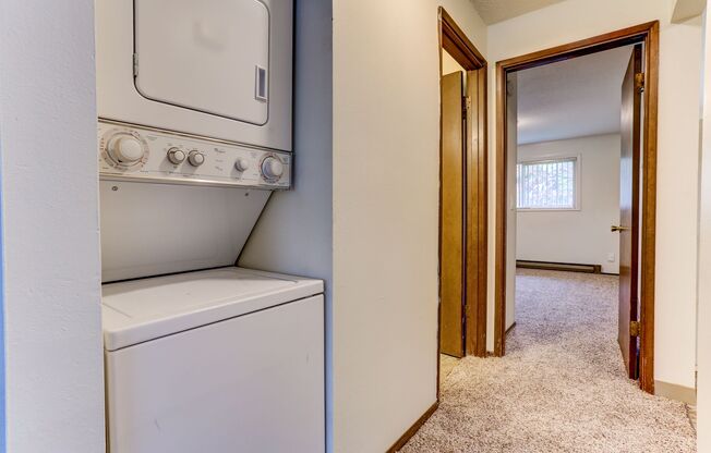 Amber Lantern Apartments