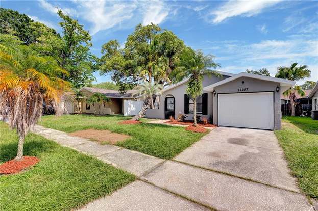 12217 HIDDEN BRK DR