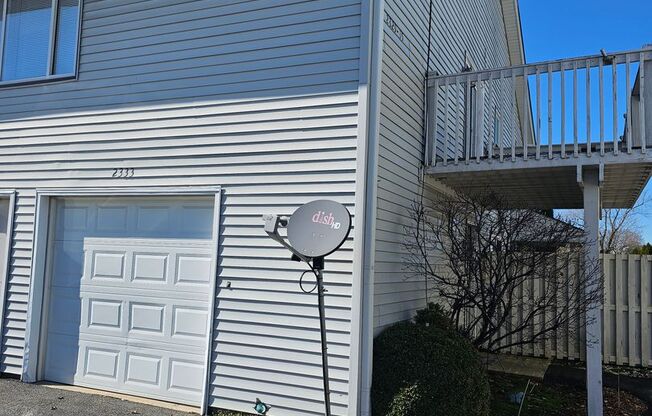 2 bd 1 ba townhome Crest Hill totally redone!