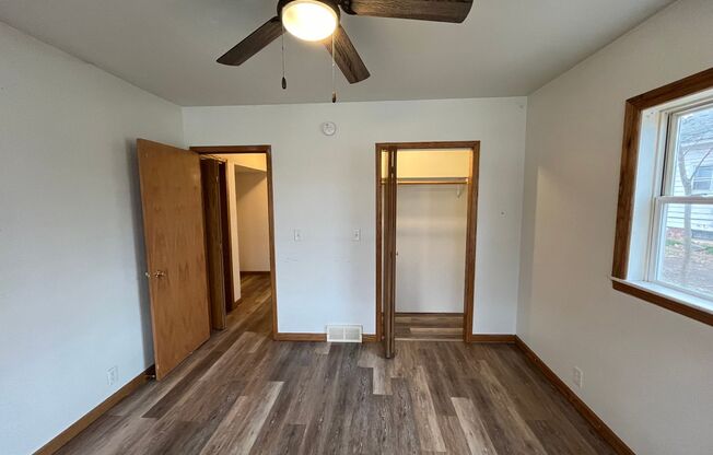 2 beds, 1 bath, 815 sqft, $995, Unit Lower