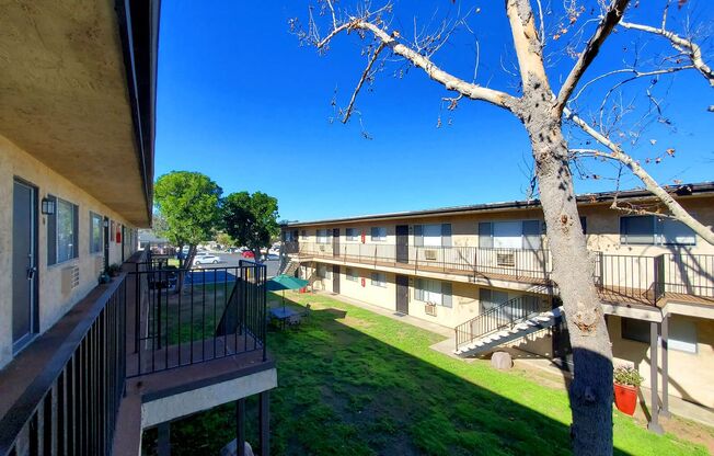 2 beds, 1 bath, 800 sqft, $1,995, Unit 20