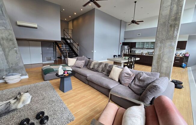 3 beds, 2.5 baths, 2,375 sqft, $4,995, Unit 1B