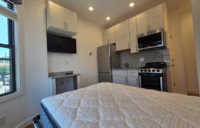 Studio, 1 bath, $1,495, Unit 11