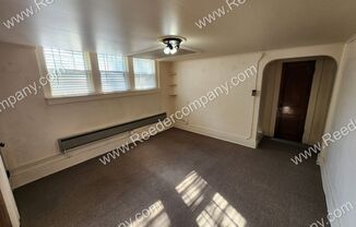 1 bed, 1 bath, $900, Unit 13