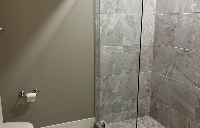 1 bed, 1 bath, 1,232 sqft, $1,750, Unit 500 South St Apt 305