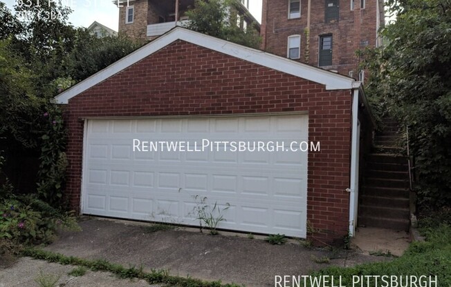 631 Pine Street