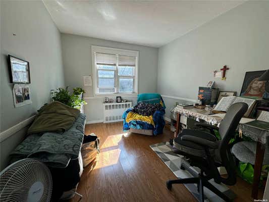 2 beds, 1 bath, 880 sqft, $2,700, Unit 2FL