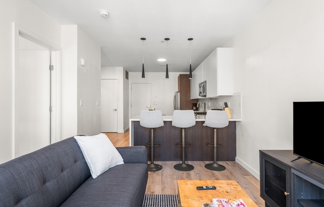 1 bed, 1 bath, 623 sqft, $3,400, Unit 505