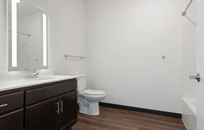 Studio, 1 bath, 434 sqft, $1,025, Unit 406