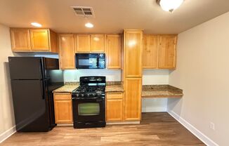 1 bed, 1 bath, 751 sqft, $2,095