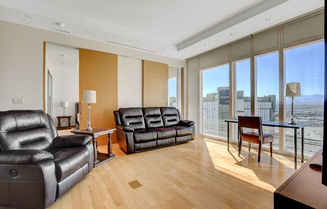 Waldorf Astoria 2510-Stunning City/Mtn Views from this 1Bd/1.5Ba Residence