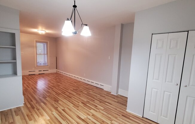2227 14 ST SE