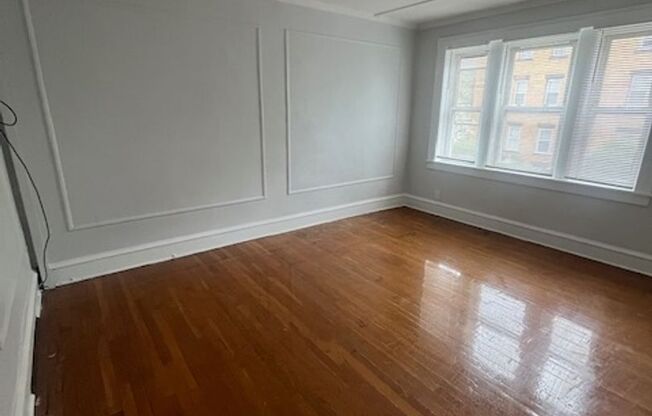 230 Fort Pleasant Ave / 62 Warner Street