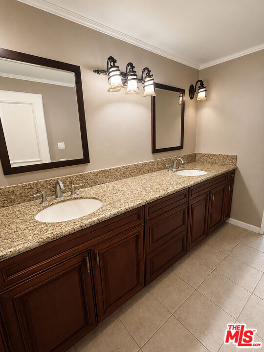 1818 Pelham Ave Unit 206
