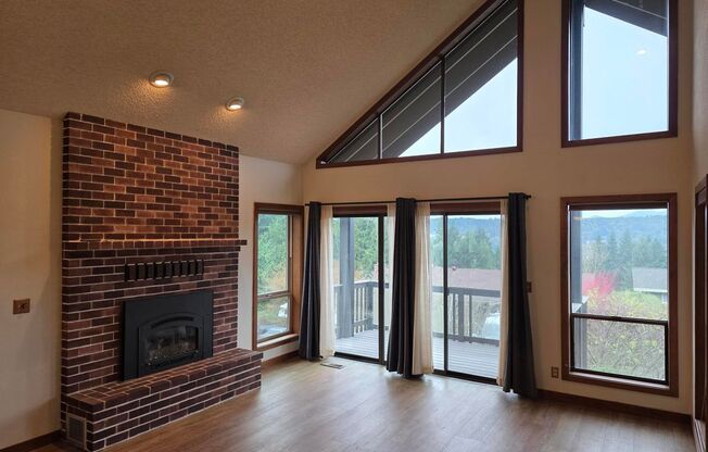 4 Bedroom Poulsbo Home