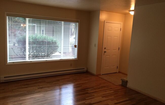 2 Bedroom Townhouse in Milwaukie