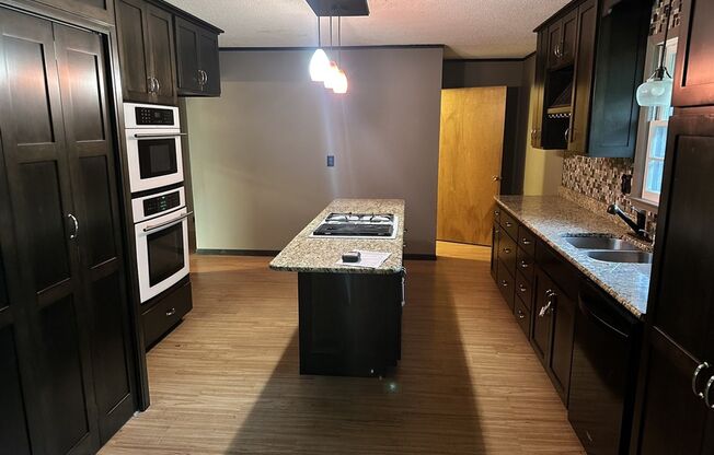 2 HERRING DR