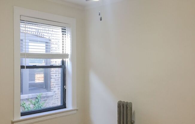 1 bed, 1 bath, 635 sqft, $1,950, Unit 4721-3