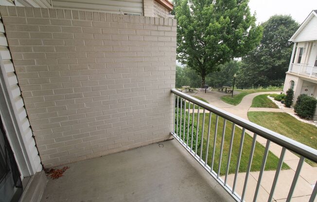 2 beds, 2 baths, 1,450 sqft, $2,250, Unit 218-01UP