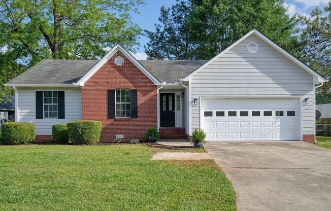 CHARMING - GREAT LOCATION