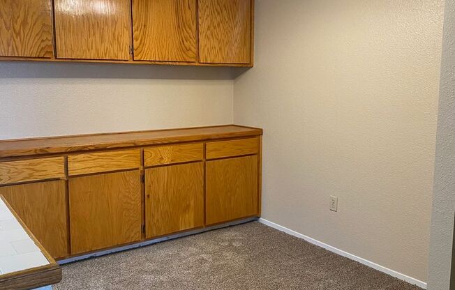 3 beds, 2 baths, $2,195, Unit 7621-A