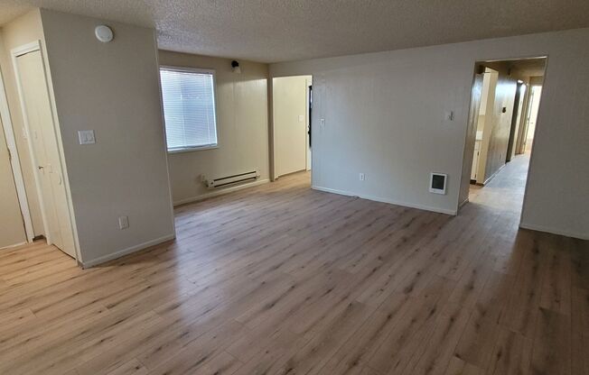 2 beds, 1 bath, 867 sqft, $1,250, Unit 518