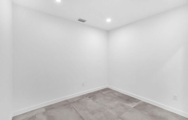 2460 SW 58TH MNR #1-2 DANIA, FL 33312