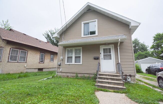 2 Bedroom in Fantastic Downtown/Silver Lake Area!