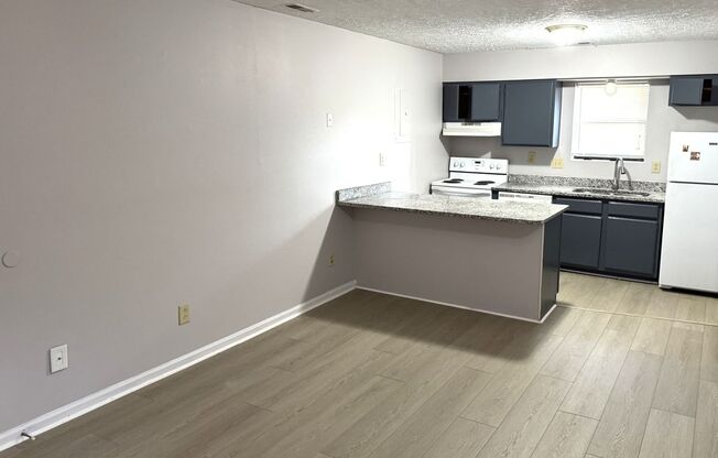 2 beds, 2 baths, 1,058 sqft, $1,249, Unit N