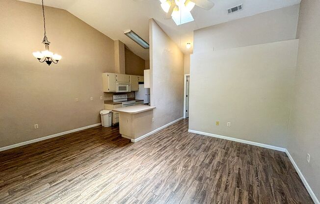 3824 SW 30th Terrace