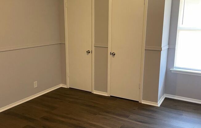 5915 S. Quincy Pl.